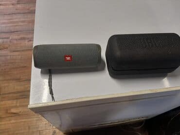 Микрофоны: JBL Колонка, Тип - Портативная, цвет - Серый — 1