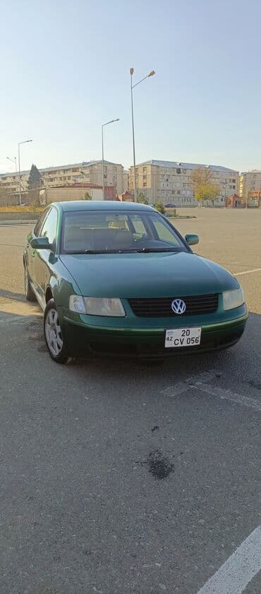 Volkswagen Passat: 2 l | 1999 il Sedan