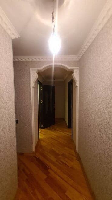 ucuz evler xirdalanda: Bakı, 2 otaqlı, Köhnə tikili, m. Xalqlar Dostluğu, 50 kv. m — 10