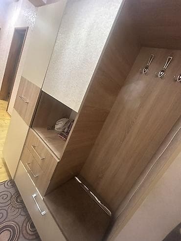 saloglu kunc divanlar: Dəhliz üçün modul şkaf-garderob - Material: laminat/LDSP, ağ-krem və — 1