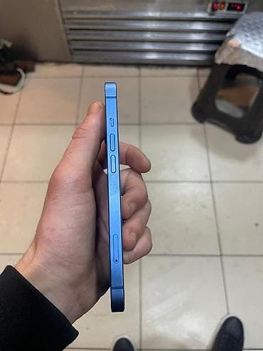 ipona: IPhone 13, 128 GB, Mavi, Face ID — 4