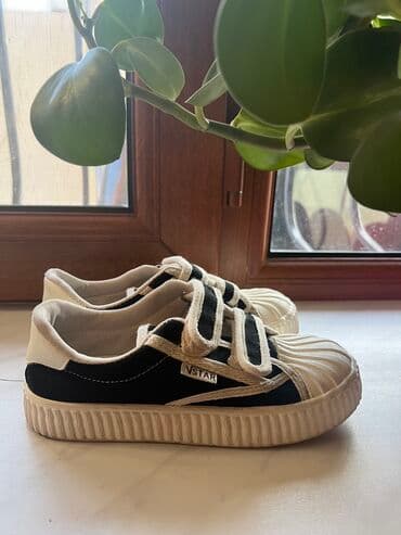 uşaq idman bosonojkaları: Krossovka, Uniseks, 34 — 1