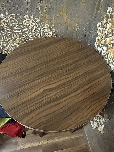 komodin: Dairəvi masa – komodin tipli alt hissə ilə - Material: ağac — 2