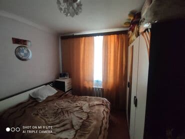 məhlə evi: Bakı, Bakıxanov qəs., 3 otaqlı, Köhnə tikili, 75 kv. m — 2