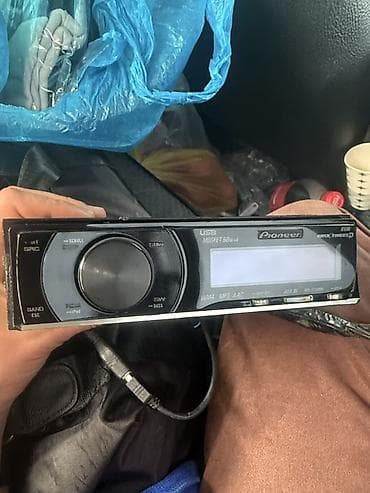 Pioneer DEH-P7150UB avtomobil maqnitola - Model: DEH-P7150UB (Super