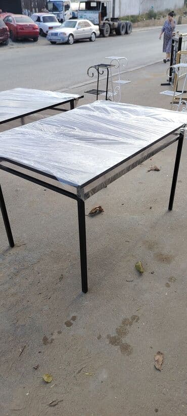 Mətbəx masası, Yeni, Açılmayan, Taxta, Dördbucaq masa