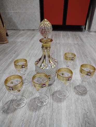 дома для вечеринок: Satılır. İşlənməyib. Təzədir.Qrafin və 6bakal. Ünvan Xırdalan — 3