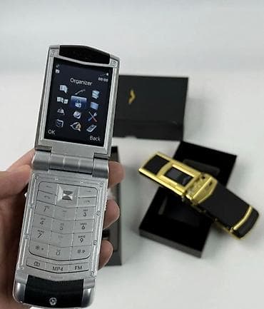 qapaqlı telefonlar: Vertu 2 GB, rəng - Qızılı, Düyməli — 4
