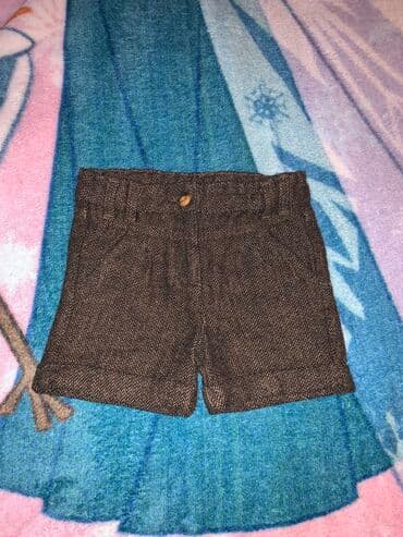 uşaq ucun geyimlər: 2-3 yash. qalin shortikler her biri 5 azn
cinsler her biri 10 azn — 2