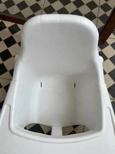 uşaq üçün vanna: Uşaq yemek masası ideal veziyyetde — 3