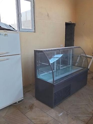 maşın soyuducu: Soyuduculu vitrin – şüşə ön panel və üst hissə, metal korpus — 4