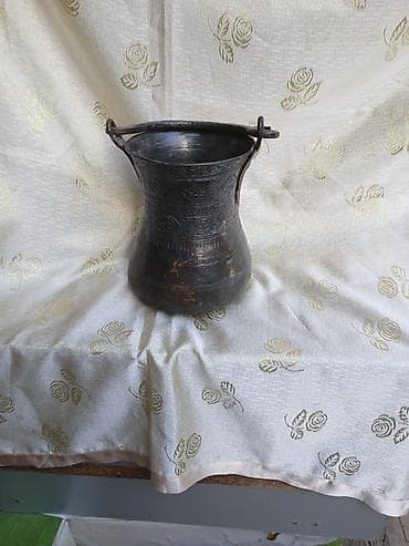 abedni servisler: Məhsul: Misdən hazırlanmış bəzəkli su qabı (çölmə) və 2 ədəd dəmir — 1