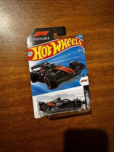 Mclaren f1.Orginal ve ideal veziyyetdedir.son qiymet 10du