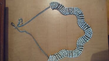 Boyunbağı, Ünvandan götürmə