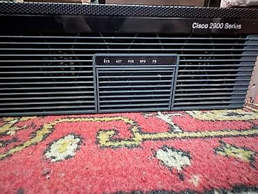 wifi modemler: Cisco 2900 Series (Model 2921) peşəkar router - Kiçik və böyük — 3