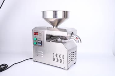 yag çəkən aparat: Yag cheken aparat Gücü 15-25kg/saat( məhsulan asılıdır) Voltage 220v — 2