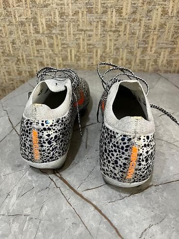 ag papaq: Məhsul: Nike Mercurial kramponları - Model xətti: Mercurial (topuğa — 4