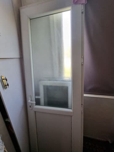Продаются дверь и 2 окна. Все вместе - 140 манат. Дверь - 100 манат lalafo.az -da Продаются дверь и 2 окна. Все вместе - 140 манат. Дверь - 100 манат
