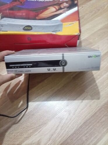 televizor smart: DVD pleyer – “SMART” brendi Xüsusiyyətlər: - Ön paneldə idarəetmə — 2