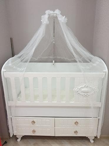 Oğlan və qız üçün, İşlənmiş, Beşik, Matras ilə, Yellənmə mexanizm ilə