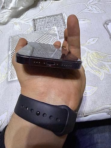 lg televizor satilir: IPhone 14 Pro — 5