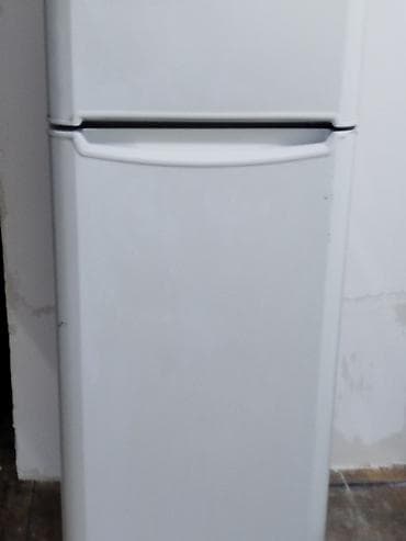 samsunq soyuducu: 2 qapılı Indesit Soyuducu Satılır, rəng - Ağ — 2