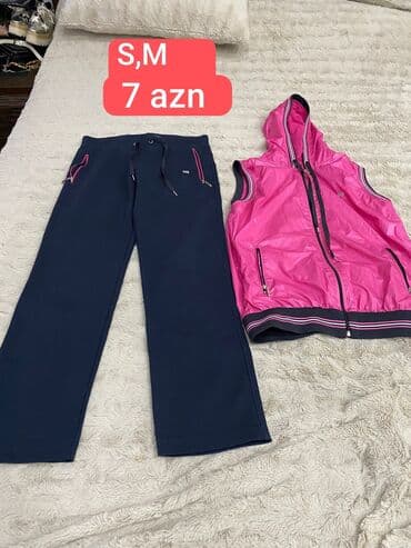 женские спортивные костюмы на синтепоне: Qadın idman dəsti: - Ölçülər: S, M - Qiymət: 7 AZN (şəkildə — 1