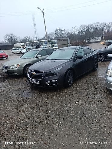 hyundai accent oluxana: Chevrolet Cruze: 1.4 l | 2014 il Sedan — 1