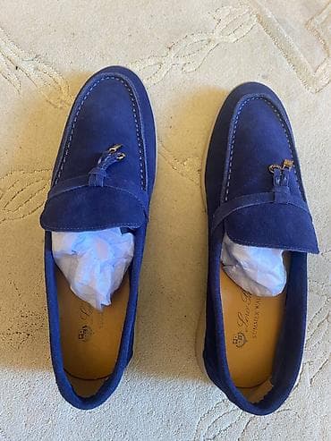 Loro Piana model ayaqqabısı satılır. Təzədir. Çox əla ayaqqabıdır. A — 6