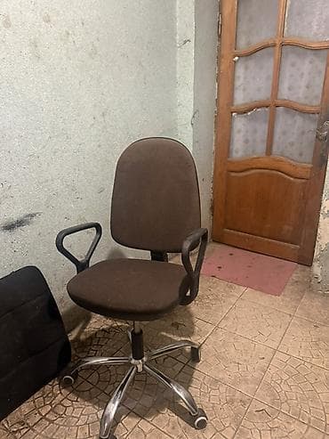 ofis divanı: Təkərli, Qolları tənzimlənmir, Parça — 2