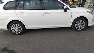 şüşə qaldiran: Toyota Corolla: 1.5 l | 2019 il Universal — 2