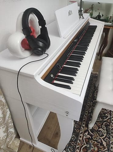 gitara klasik: Aria AR-8817 rəqəmsal pianino – ağ rəngdə klassik kabinet dizaynı — 4