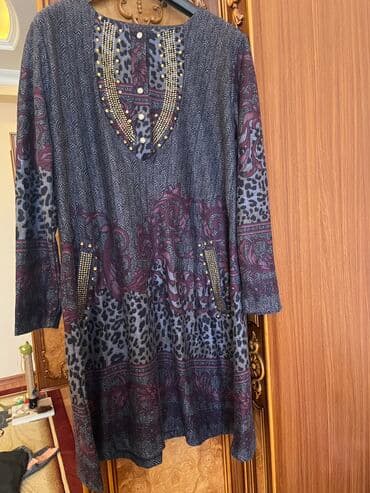 2 ci əl geyimlər: Razmer44-46.Xalqlar metrosuna çatdırılma ödənişsizdir.Vəziyyəti — 1