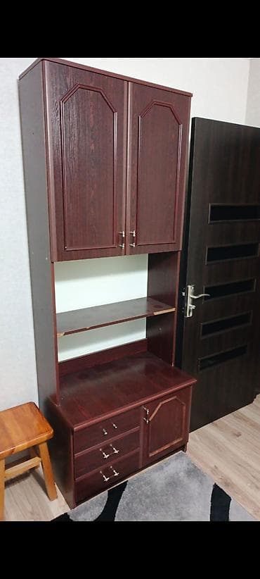 Mebəl: çoxfunksiyalı şkaf-vitrin - Material: ağac teksturalı laminat