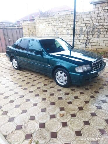 Alfa Romeo: Mercedes-Benz C-Class: 1.8 l | 1998 il — 1