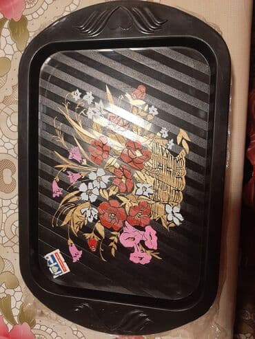 qara mum: Podnos.Tezedir.Hec iwledilmeyib.Iki adaddir.Ev — 1