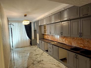 8 noyabr metrosu: 4 otaqlı, Yeni tikili, 215 kv. m — 1