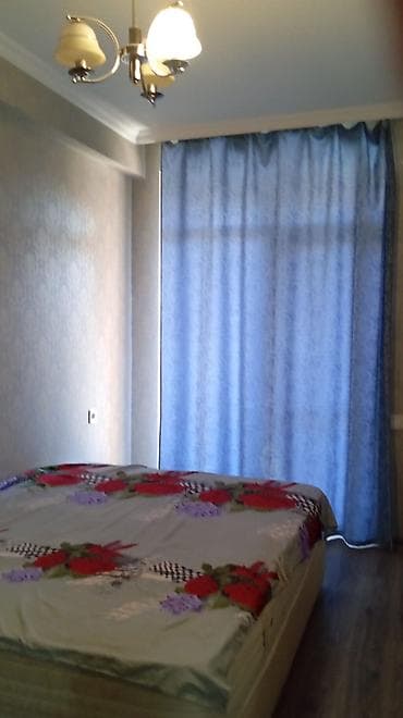 azadliq ev: Masazirda dream parkda 6/5 mertebesinde 2 otaqli ev 350 azn — 2