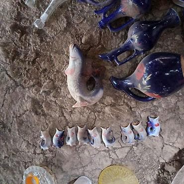 qızıl qələm: Müxtəlif vintage porselen və şüşə məmulatların qarışıq dəsti Tərkib — 8