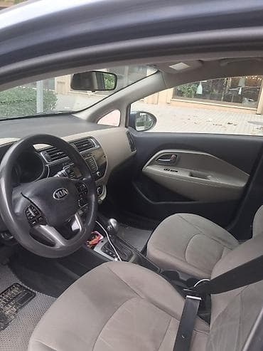 audi a5: Kia Rio sedan - Kuzov: sedan, tünd mavi rəng - Mühərrik: benzin - — 4