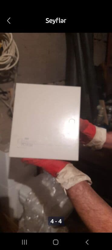 lampaların satışı: Spot işıqlar satılır 5ədəd var 1ədədin qiyməti 20manat razində — 4