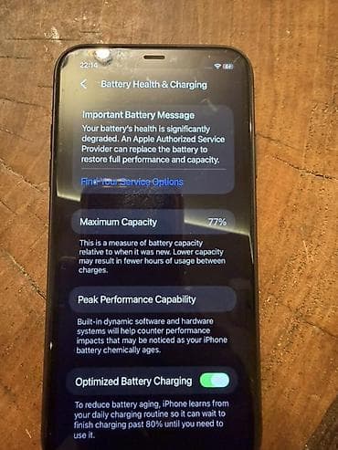 iphone 15 pro max: IPhone 11, Qara, Face ID — 3