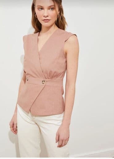 arba wardat qiymeti: Bluzlar - Rəng: saf ağ - Model: uzunqol, düyməli, yüngül dar kəsim - — 8