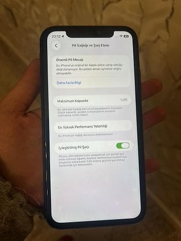 iphone 11 telefon: IPhone 11, Qara, Face ID — 5