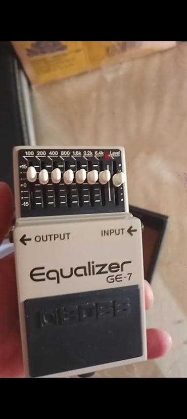 Məhsul: Boss GE-7 Equalizer pedalı Xüsusiyyətlər: - 7 zolaqlı EQ: 100