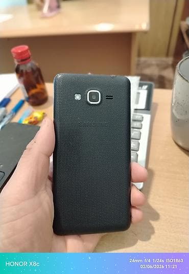 Samsung J600, rəng - Qara, Sensor