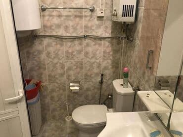 bine qesebesinde ev: Səbail rayonu,İçəri şəhər metrosuna 3 dəqiqəlik məsafədə. Bəy — 7