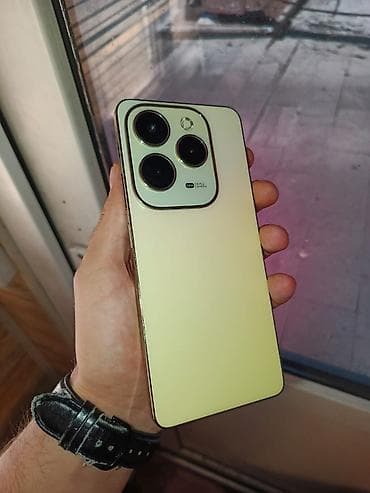 Elektronika: Telefon цelkadı təzədi demək olar nə cızıq var nə qırıq . Pula — 2