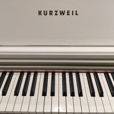 metronom: Elektro piano Kurzweil M 90 Polifoniya:64 Klaviçlər:88 Səslər:16 — 2