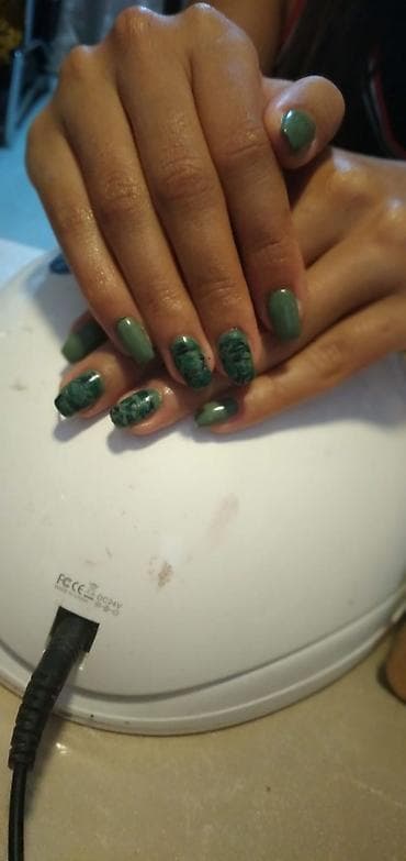 manikur ustası: Dirnaq usdasi teleb olunur salonumuza el iwi olan olsun — 6